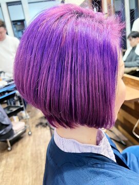 ヘアーレナータ 八王子(HAIR RENATA) 大人可愛いパープルカラー艶感前下がりショート小顔透明感