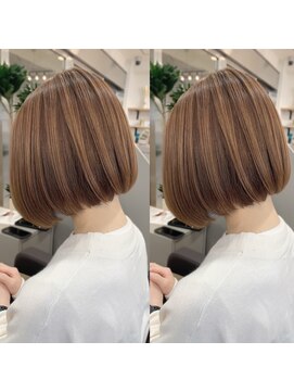ジエクト ヴィシア(The Ect VIXIA) 縮毛矯正ボブ ハイライト フレンチボブ まとまるボブ 縮毛