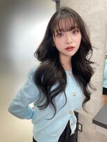 リリー(Lilley) くすみベージュ×姫カットレイヤー×韓国風巻き【ayana】