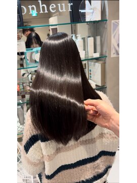 ボヌール 川西(Bonheur) 井上こだわりの髪質改善ストレート