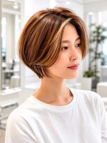 ルービック 高槻(Rubik's) 大人可愛いひし形ショートボブ×ハイライト