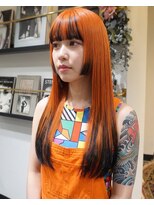 グッドフェローズ キタホリエ(GoodFellas kitahorie) 鮮やかオレンジ×ブラックインナーのモードロングレイヤー艶感