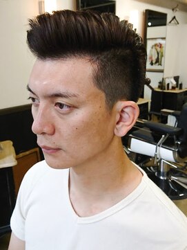 ワンワンオー バーバーショップ 博多店(@110 BARBER SHOP) ビジネス ビジカジツーブロック