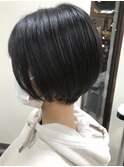 ナチュラルショートボブ