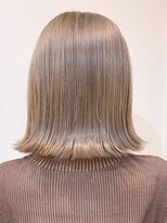 アイティーバイアルバム 藤沢店(IT by ALBUM)&nbsp;ベージュボブ_カーキグレージュマッシュショート_ba323321