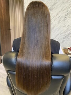 カミケンパセオ(kamiken.paseo) さらツヤ美人見え＊美髪ロングヘア【カミケンパセオ】