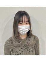 エーケイ(AK)&nbsp;バレイヤージュ×レイヤーカット