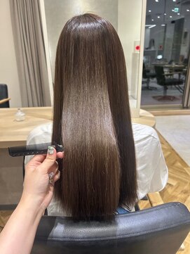 ジーナ 本八幡(Zina) 大人かわいい20代30代40代小顔ショコラベージュ　Zina本八幡