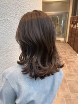 エルサフィロ ヨドヤバシ(el zafiro yodoyabashi) くびレイヤー前髪エモージュ小顔レイヤーカット20代30代40代50代