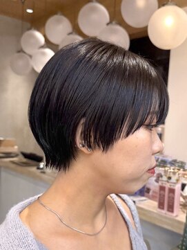 ロンドアジュール 横浜(Lond azur) くすみベージュ/細めハイライト/ショート/白髪ぼかし/小顔/横浜