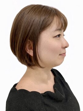 ウォーターリリー(Water Lily) 大人ナチュラル丸みショートボブ