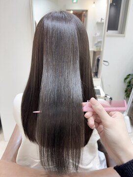 アオ 横浜(a-o) オリーブグレージュ