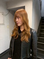 パーミル ヘア クマモト(permille ‰ hair Kumamoto)&nbsp;ベージュ×巻き髪