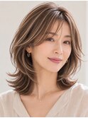白髪ぼかしハイライト ふんわりレイヤーカット 表参道