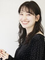 シルフィ(sylph) 顔まわりレイヤーで抜け感をつくる大人のセミロング◎30代40代