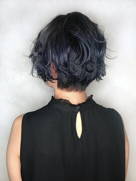 ネウィ 川崎(newi) ディープブルーグラデーション×クールショート