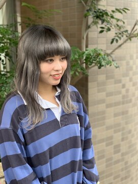 ルシア(LUCIA) シルバーグレー