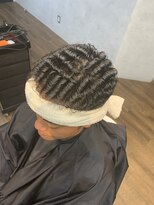 タフ バーバーショップ(TOUGH BARBER SHOP) 直毛さんが憧れるショートスタイル