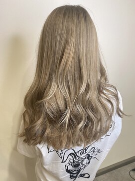 アヴァンス アリオ鳳店(AVANCE) ミルクティーベージュ