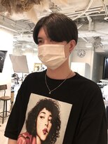 エル(EL by green)&nbsp;韓国マッシュ　ニュアンスマッシュ　サイドパート　かき上げヘア