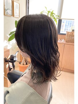 シャンプーボーイ ヒノ(SHAMPOO BOY Hino) インナーカラー×グリーン