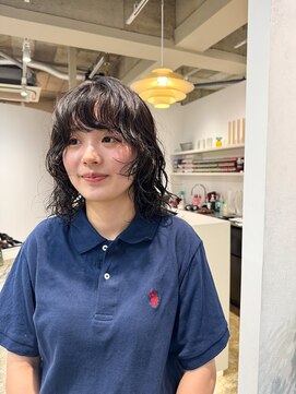 フィット ヒュー 千葉(fit hue) 黒髪/オリーブグレー/ココアベージュ/小顔/クラゲヘアー