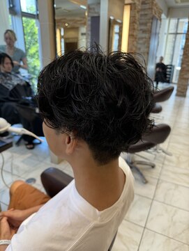 アルターリアン(aL ter LieN) アッシュブラック/カルマパーマ/ベリーショート/[千葉駅]宮野翔