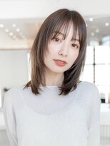 ケアリー 越谷レイクタウン(Carelly) デザインカラー/レイヤーカット/ウェットヘア/オリーブベージュ