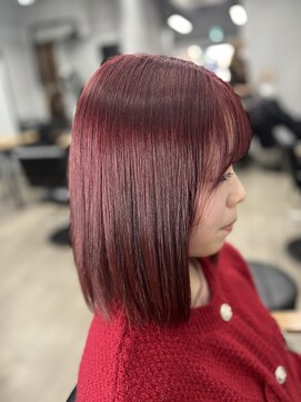 ワン(ONE) red