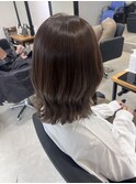 くすみブラウン