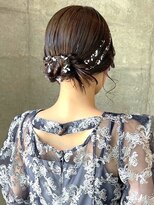 セル(CELL)&nbsp;お呼ばれヘア カチモリ アップスタイル お団子ヘア ヘアセット