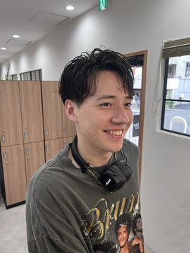 ソルア 上本町(solua) アップバングショート / メンズ / パーマ / 20代 / 30代  / 40代