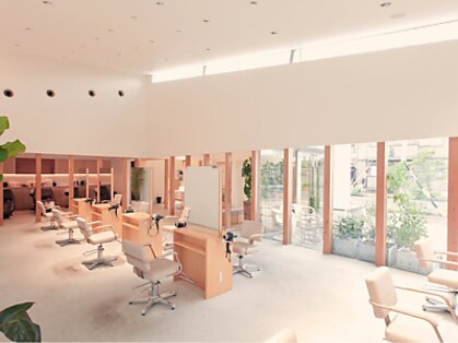 ラヴェストバイフレイスウェル(LOVEST by frace well)の写真