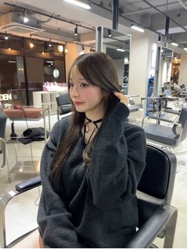 ザシェノンウメダ(THA CHAINON UMEDA) イメチェン/ピンクベージュ/アンブレラカラー/前髪/心斎橋