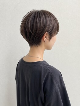 リヴアニバース(LIV ANNIBIRTH.)の写真/大人気ショートスタイル!骨格・髪質・クセを見極めたカットでどんなショートでも似合わせます!