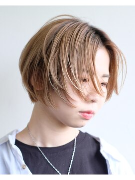 ルプラ ガーデン(le-pla garden) ベージュカラー#ダブルカラー＃前下がりショート＃ケアブリーチ