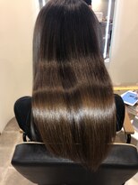 アールサロン アオヤマ(Rr SALON AOYAMA)&nbsp;プラチナミネコラストレート