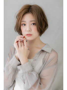 カバーヘア ブリス 戸田公園西口店(COVER HAIR bliss) 暖色系カラーひし形シルエットミニボブ301Z戸田公園20代30代40代