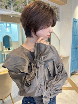 ロンド ストラーダ 心斎橋(Lond strada) ショート×ハイライト白髪ぼかし×愛され似合わせカット[心斎橋]