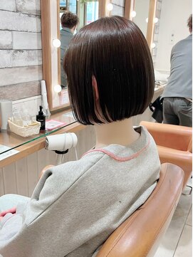 ネオリーブ クタ 町田店(Neolive kuta) 【Ｎｅｏｌｉｖｅｋｕｔａ町田店】切りっぱなしボブ