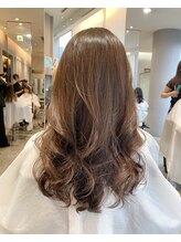 クーラ(Cura) 【Cura原宿】基本のデジタルパーマ・ふんわりレイヤーカット