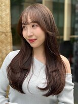 ノイカーム(noi Calm)&nbsp;顔周りレイヤーカットくびれヘアミルクティーベージュカラー