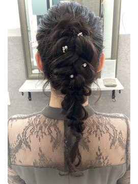 キープス(Keeps) ポニーアレンジ