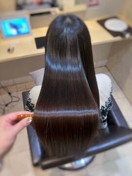 ジーナ 船橋(Zina) 艶髪〇髪質改善トリートメント　Zina佐藤