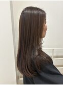 手触りもサラサラ、大人ロング
