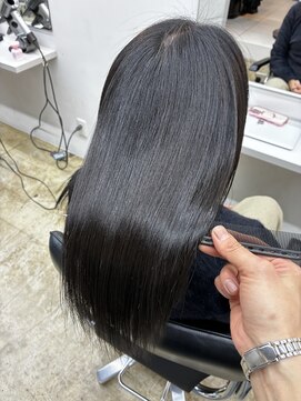 ネイビー(Navy) サラツヤ、髪質改善ストレート