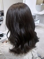 ベル サウス(BHEL south) 津市ロングレイヤーカットハッシュカット透明感カラー重めロング