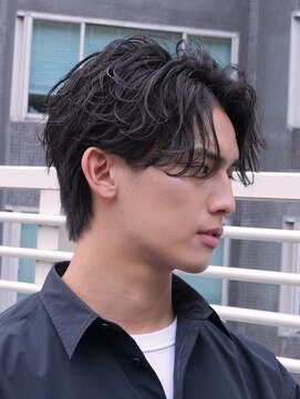 バイフィフス 原宿/表参道(by fifth) 原宿毛流れセンターパートフェザーショートビジネスショート