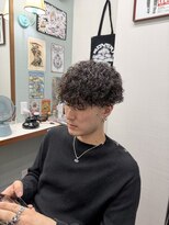フォーコーナーズカットショップフェイビーズ 名古屋西(FourCornersCutShop favey's) カーリーヘア カーリーパーマ