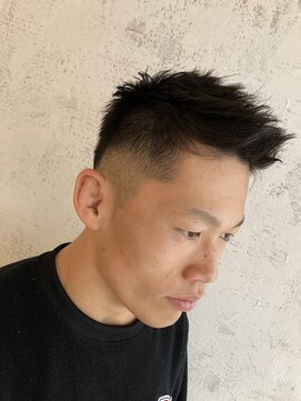 アドール(ADOR) フェードカット　メンズ